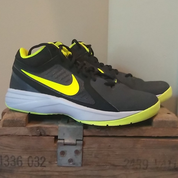 Nike | Shoes | Nike Overplay Viii 